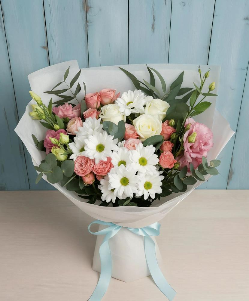 Букет цветов из: Розы, Лизиантусы и Хризантемы в Кантышево