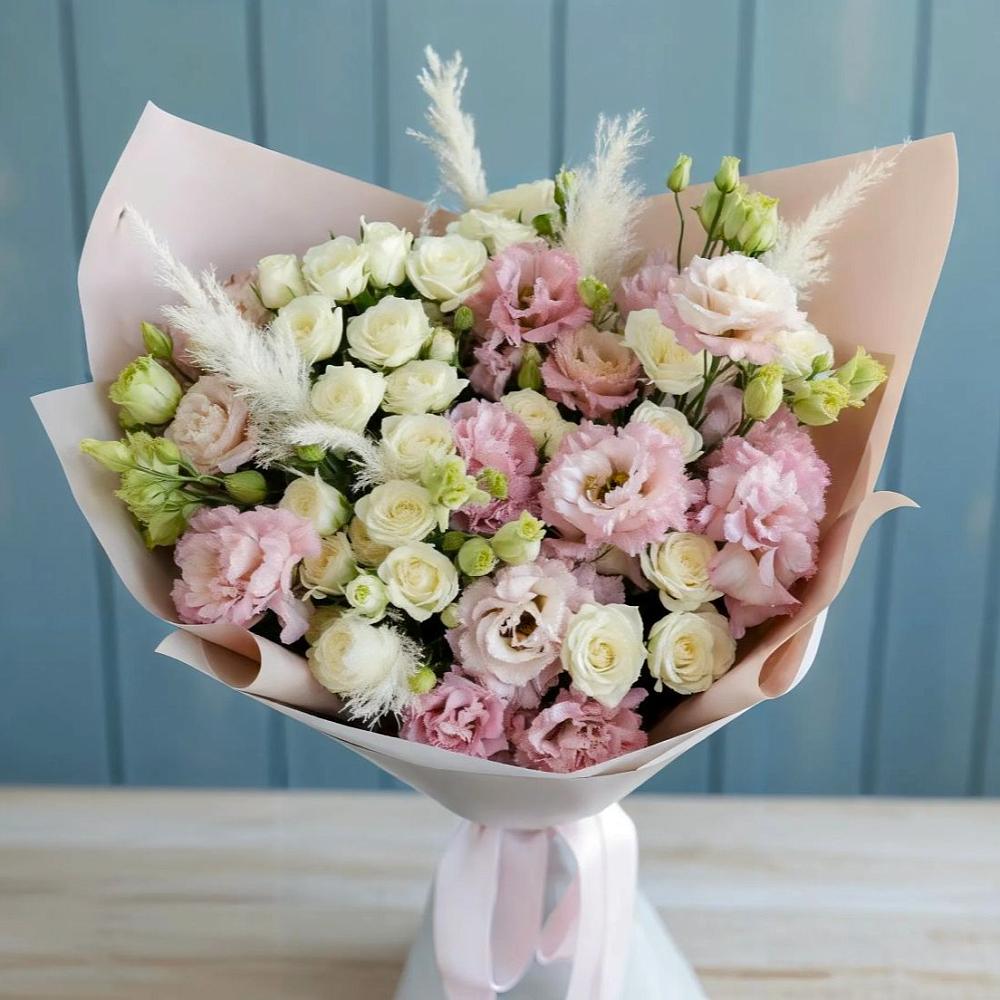 Букет цветов из: Альстромерии и Розы в Кантышево