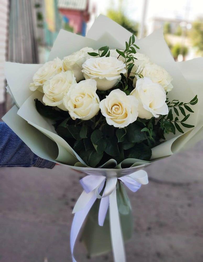 Букет Белые розы Проуд в Кантышево
