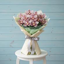 Букет цветов из:  Орхидеи и Розы в Кантышево