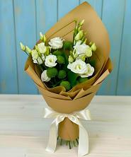 Букет цветов из:  Хризантемы и Лизиантусы в Кантышево