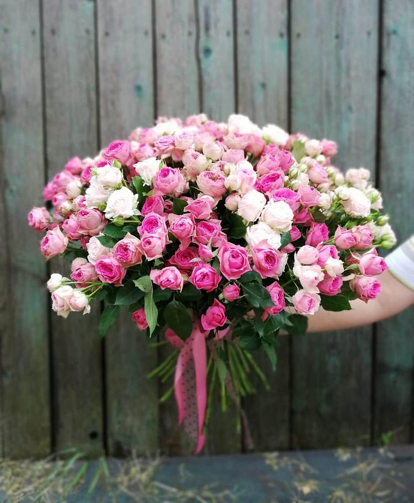 Букет Розовые кустовые розы Натали и Лав Лидия в Кантышево