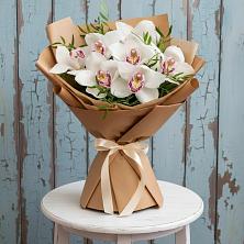 Букет цветов из:  Орхидеи и Розы в Кантышево
