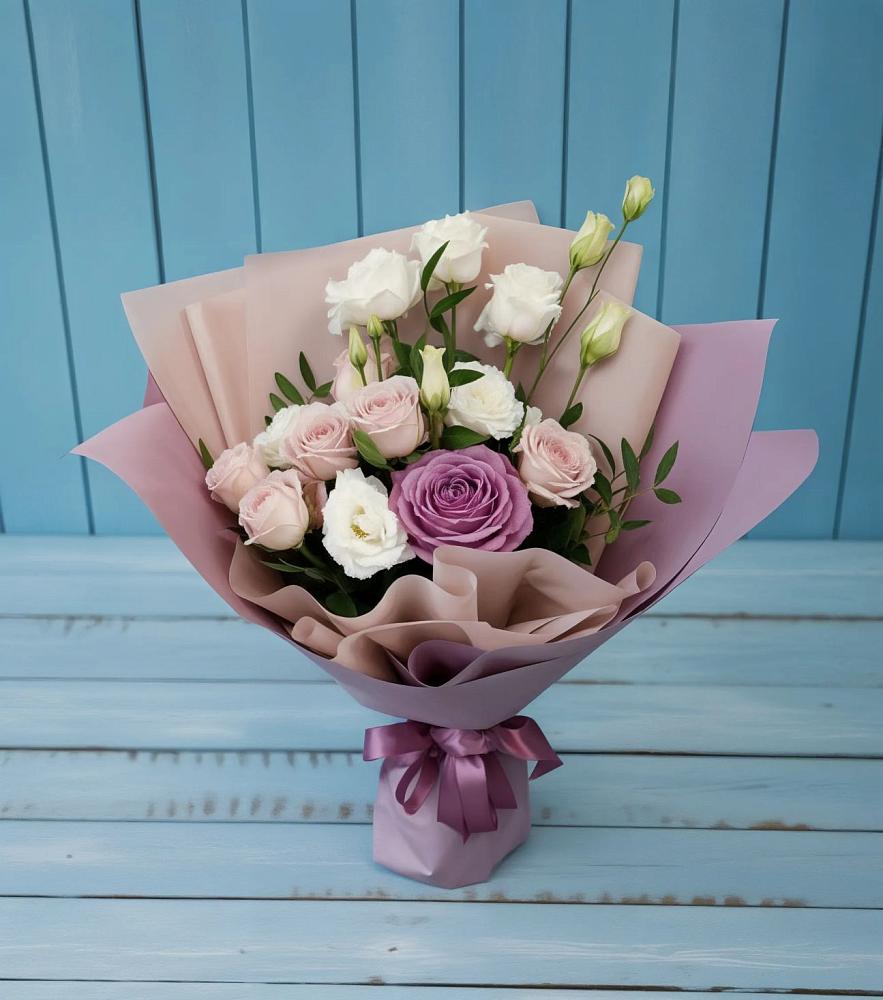 Букет цветов из: Розы и Лизиантусы в Кантышево